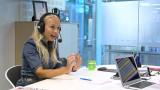 Kirjailija Laura Paloheimo paljastaa, miten äänikirjan tekeminen eroaa printtikirjan kirjoittamisesta