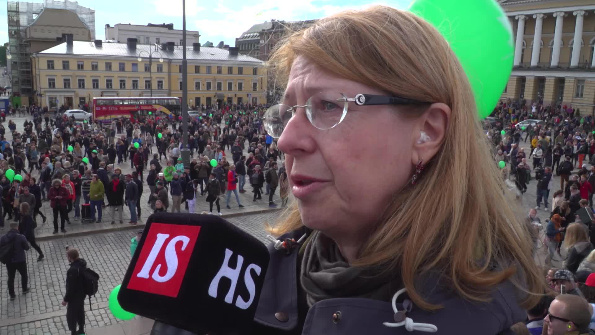 Laiha tytöt perseestä