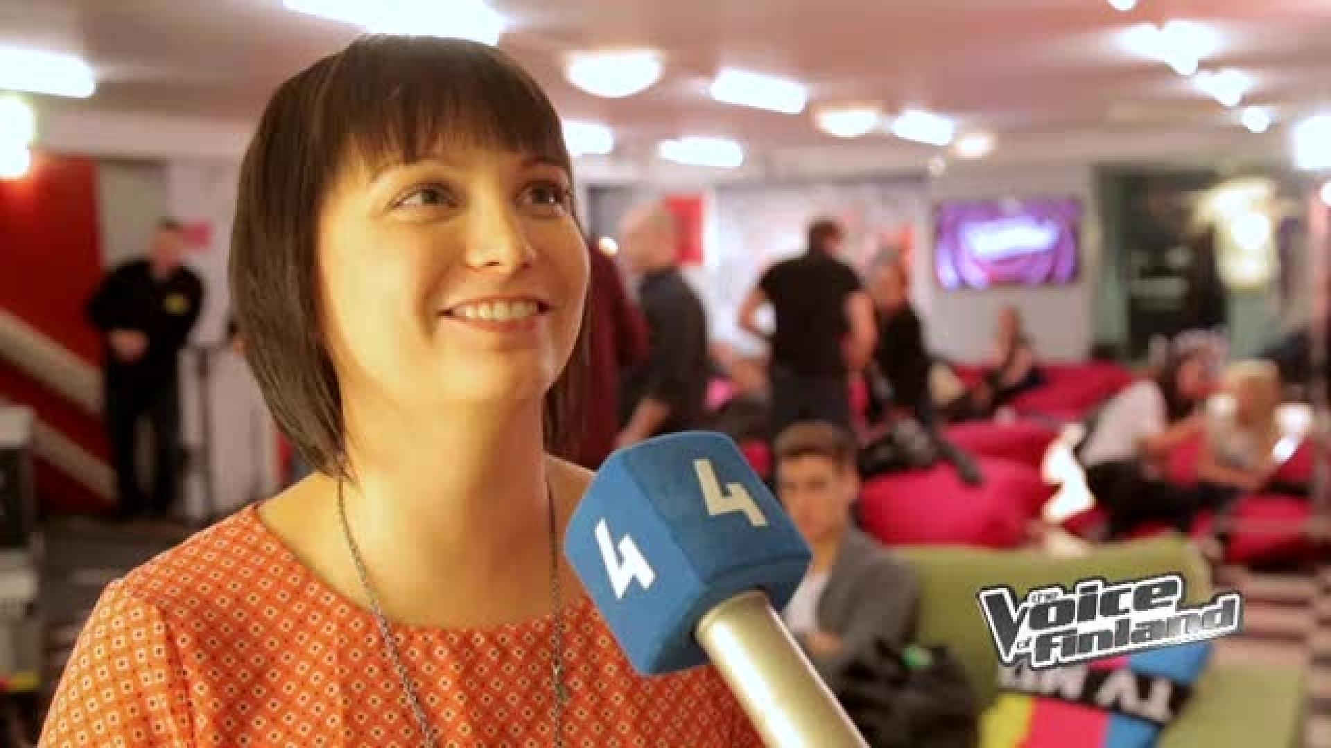 Anna halmetoja hakee nostetta omalle laulajan uralle the voice of