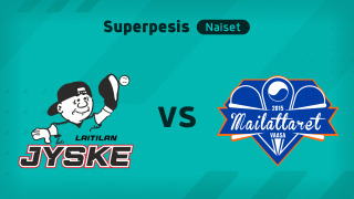 Superpesis, Naiset