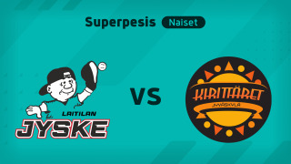 Superpesis, Naiset