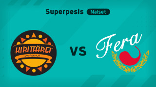 Superpesis, Naiset