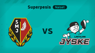 Superpesis, Naiset