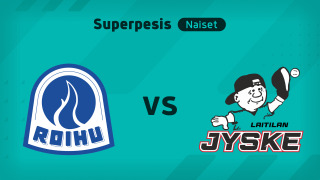 Superpesis, Naiset