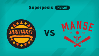 Superpesis, Naiset