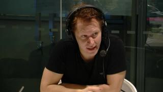 Jarkko Tamminen kävi Amerikassa Jay Lenon vieraana imitoimassa Aira Samulinia!