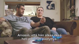 Suomalainen maahanmuuttopolitiikka oli romuttaa Mian, 46, ja Karamin, 34, rakkauden – keskenmeno ja avioero